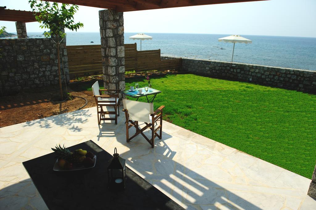 Alisahni Beachfront Villas Kiotari Esterno foto