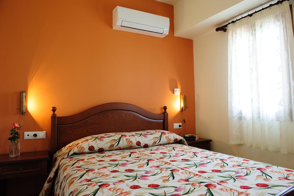 Alisahni Beachfront Villas Kiotari Esterno foto